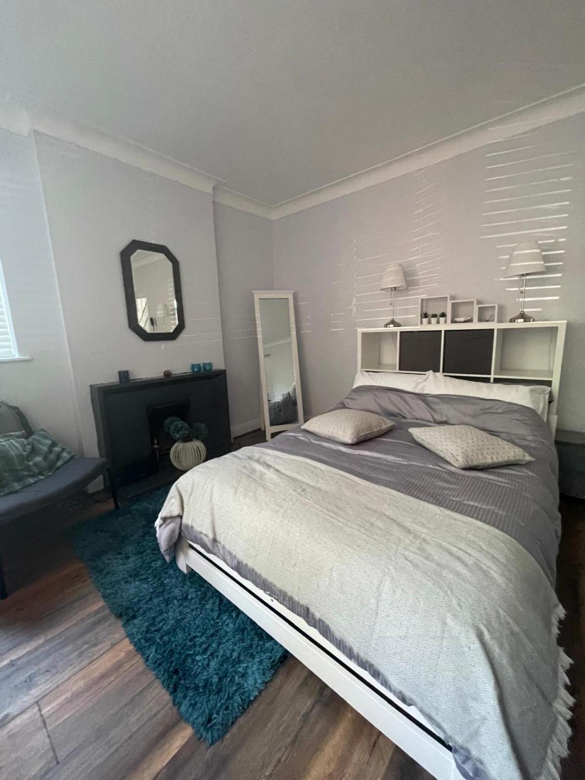 Spacious Double Studio-Style Room 오핑턴 외부 사진